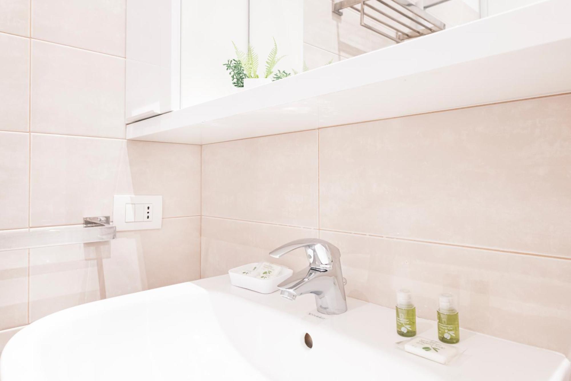 Magic Flat In Duomo By Easylife Lägenhet Milano Exteriör bild